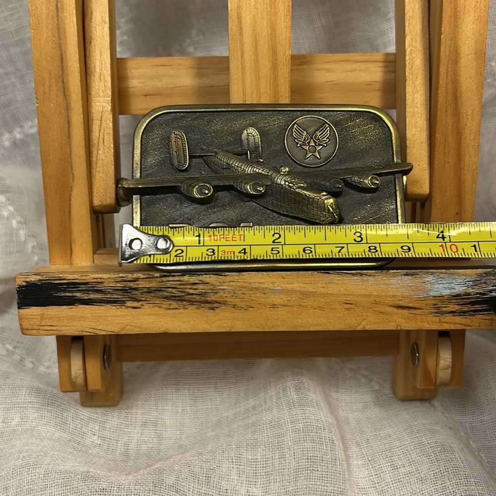 Vintage B-24 Liberator Military Collector Series belt buckle - Picture 5 of 10